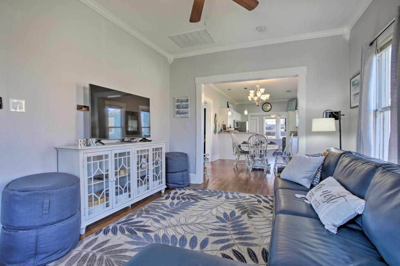 Cozy Beach Bungalow Near Galveston Seawall And Pier Extérieur photo