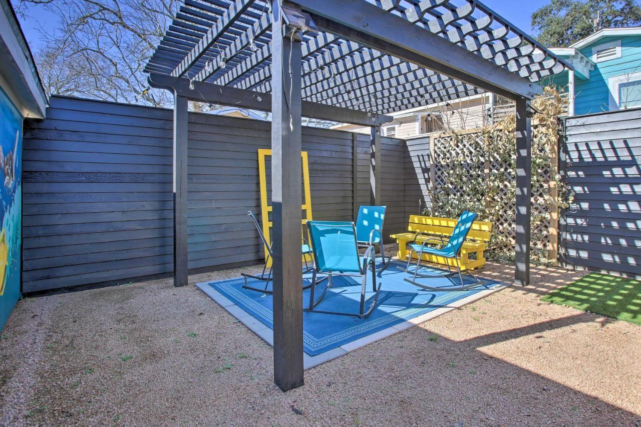 Cozy Beach Bungalow Near Galveston Seawall And Pier Extérieur photo